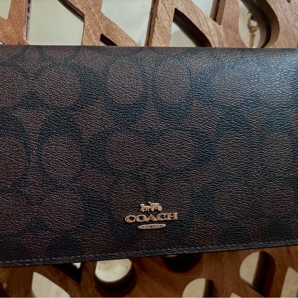 Coach Brown Foldover Crossbody Bag✨ - Picture 2 of 5